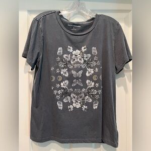 Lucky Brand women’s Tee shirt size large brand new never worn. Mirror Floral.